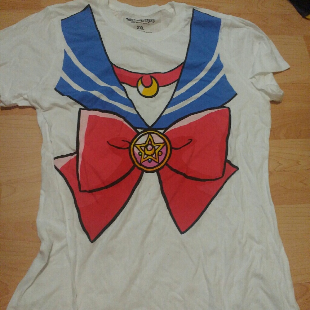 Hot Topic Sailor Moon Outfit Tshirt NWOT